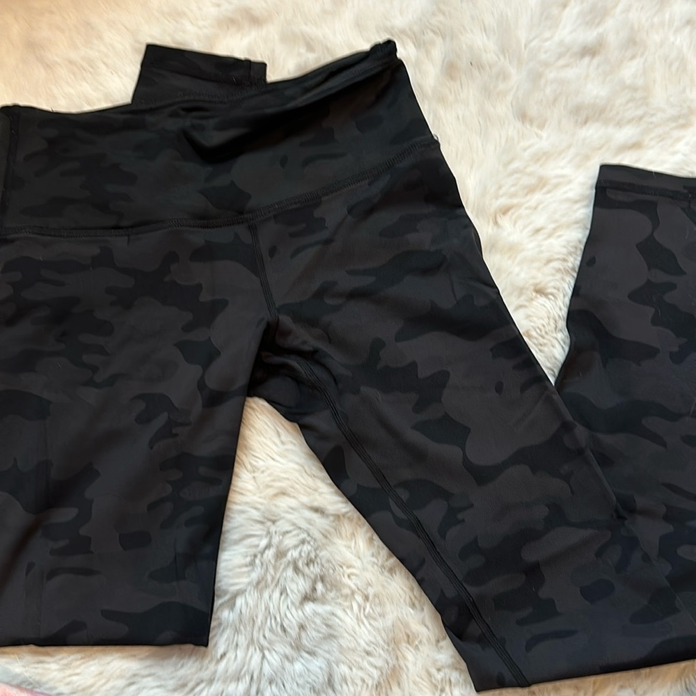 Vimmia black camo legging